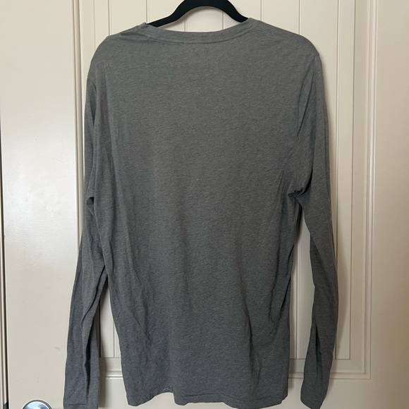 Burberry long sleeve - Picture 6 of 6